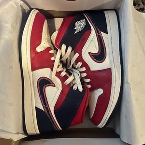 AIR JORDAN 1 MID SE